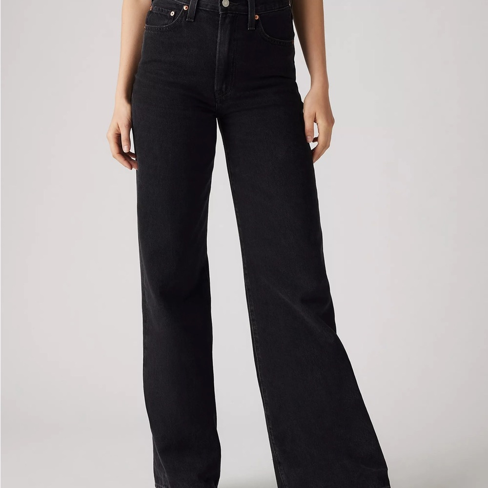 LEVI Black Ribcage wideleg jeans
